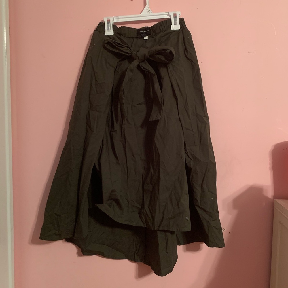 Hi-low skirt